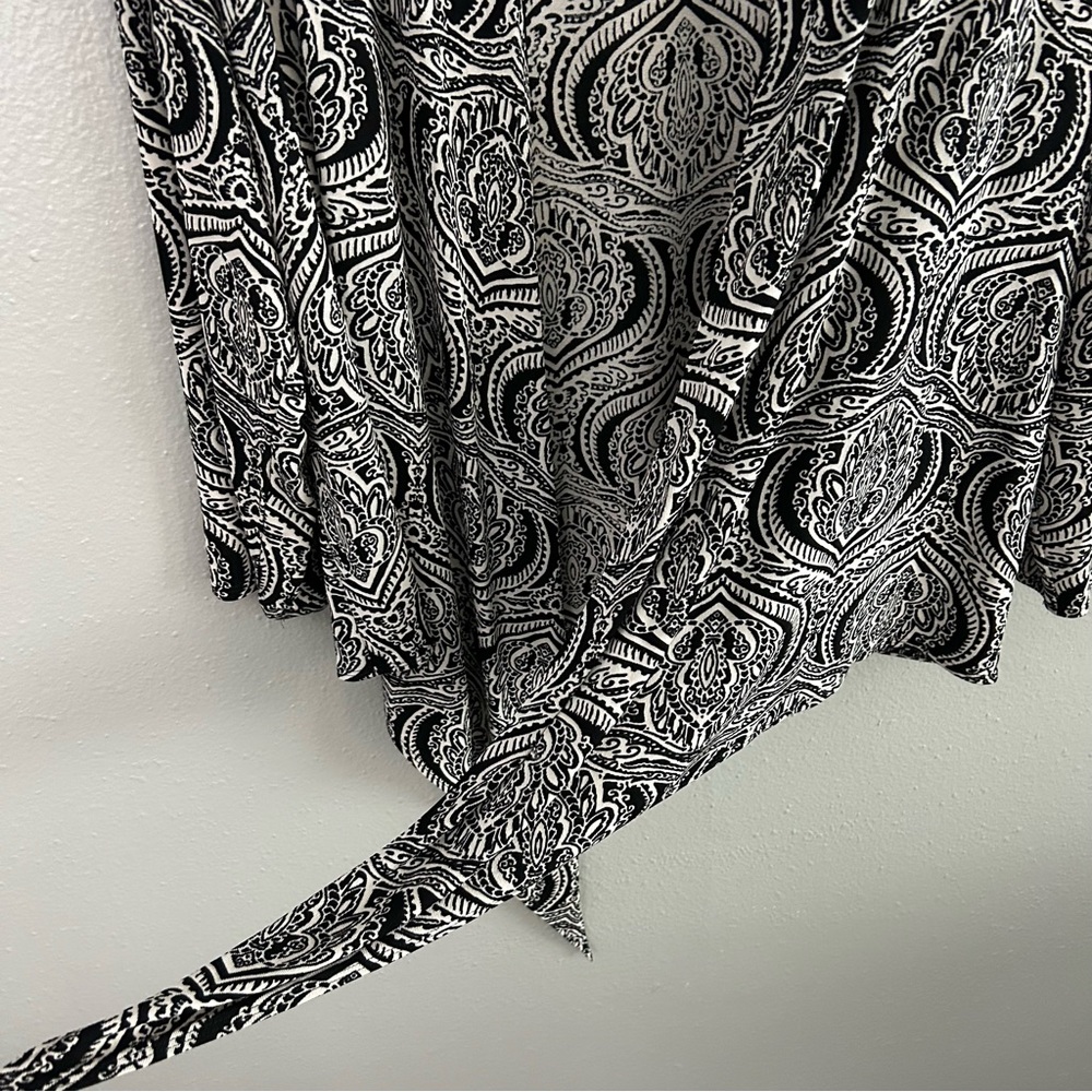 Chicos Travelers Size 2 Black White Slinky Open Front Cardigan Sweater L Stretch - Picture 3 of 6